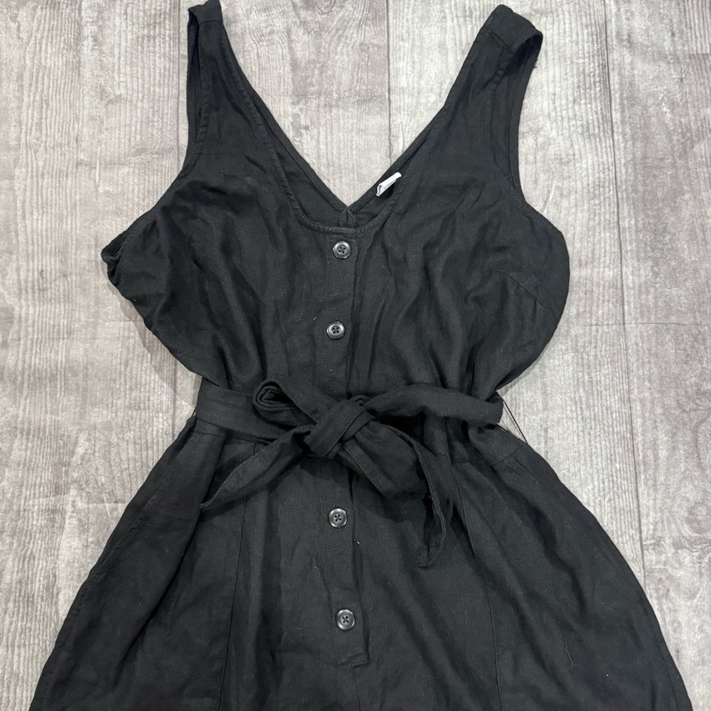 Old Navy Black Sleeveless Jumpsuit - Picture 3 of 5